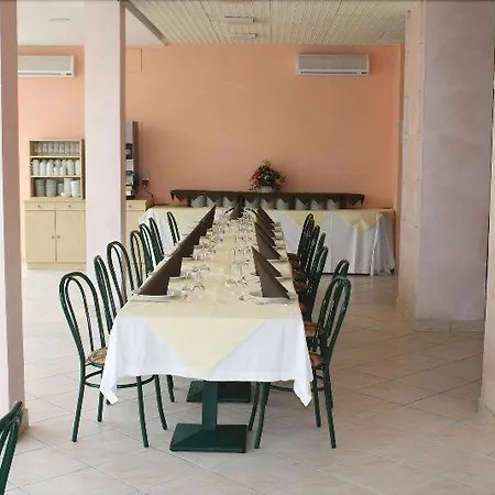 Gadames - Lunch On The Hotell 3*